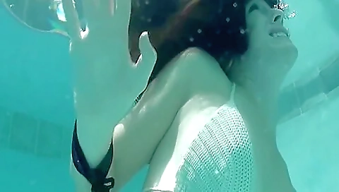 Underwater Bondage With Weight